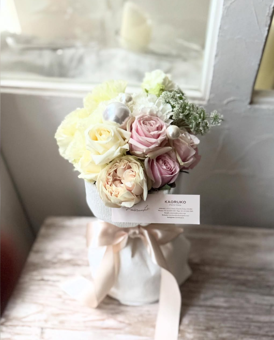 ベージュ、ヌードピンク｜フローリスト銀座のご案内｜KAORUKO Florist
